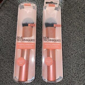 REAL TECHNIQUES SEAMLESS FOUNDATION FACE BRUSH RT241 FLAWLESS‎ SKIN FINISH 2x